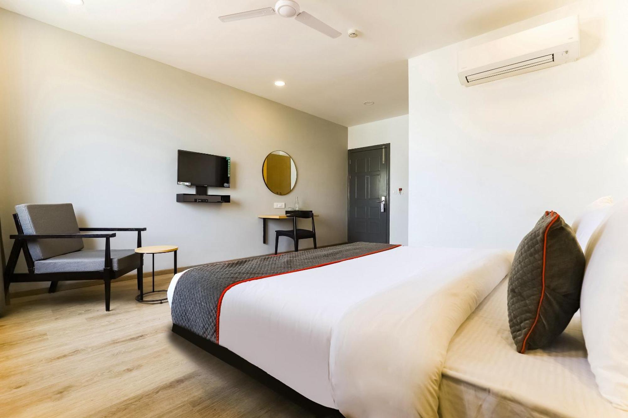 Townhouse Prithvi Resort Near Phoenix Palassio لاكناو المظهر الخارجي الصورة