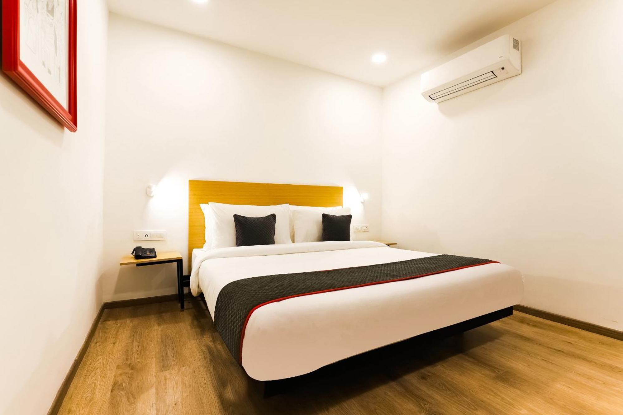 Townhouse Prithvi Resort Near Phoenix Palassio لاكناو المظهر الخارجي الصورة