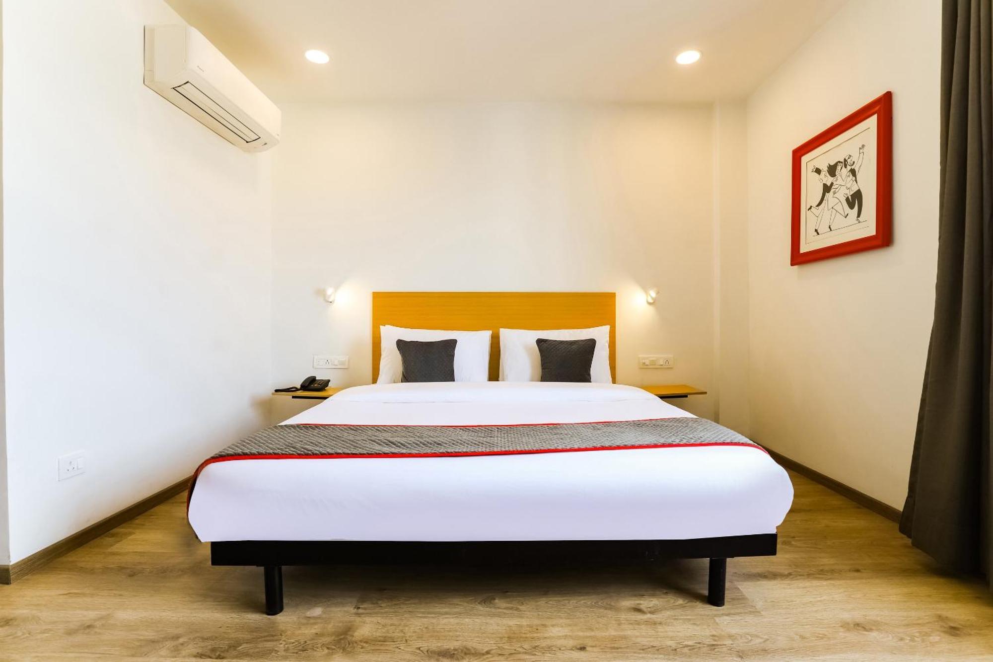 Townhouse Prithvi Resort Near Phoenix Palassio لاكناو المظهر الخارجي الصورة
